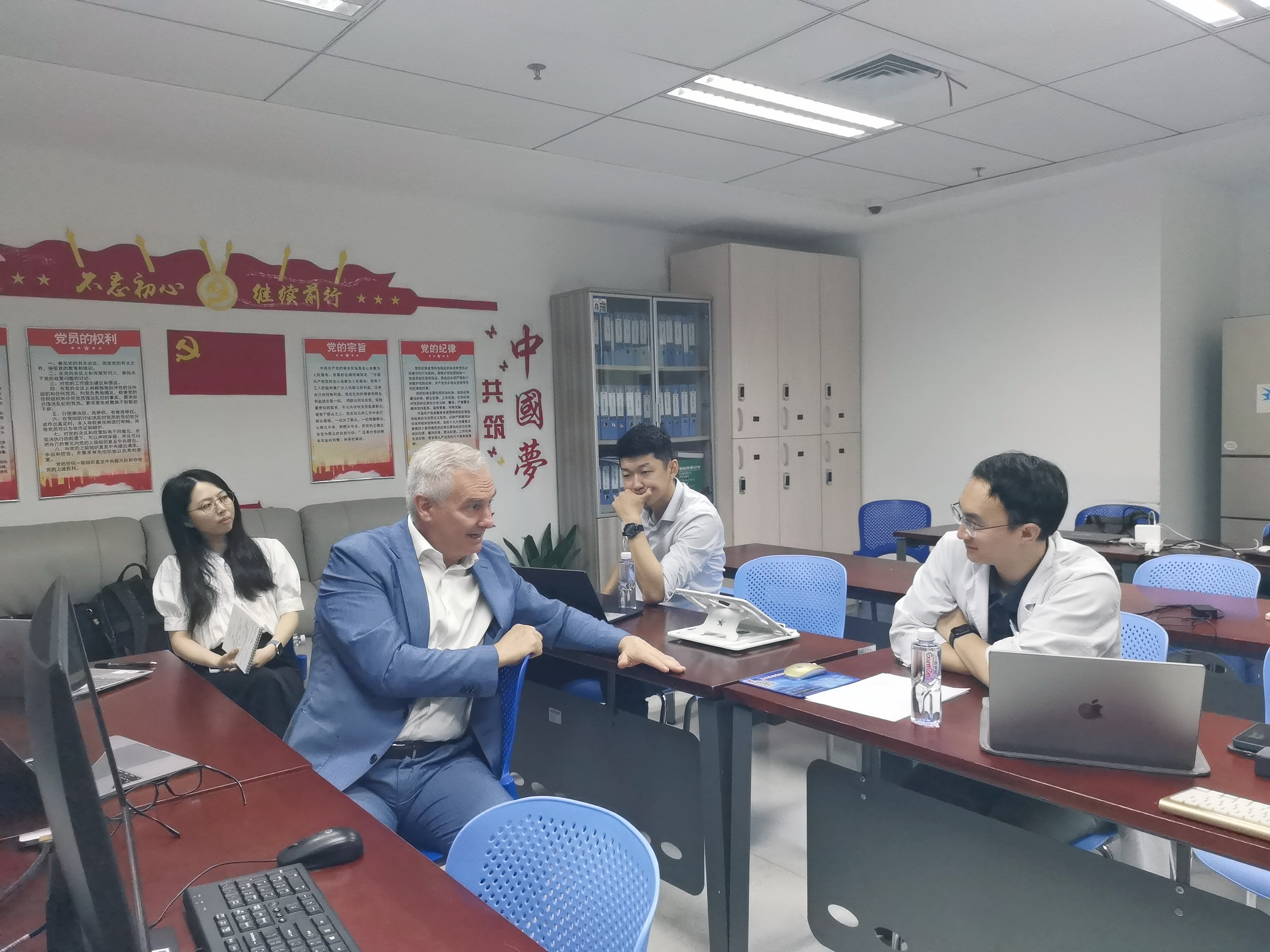 圖片關(guān)鍵詞