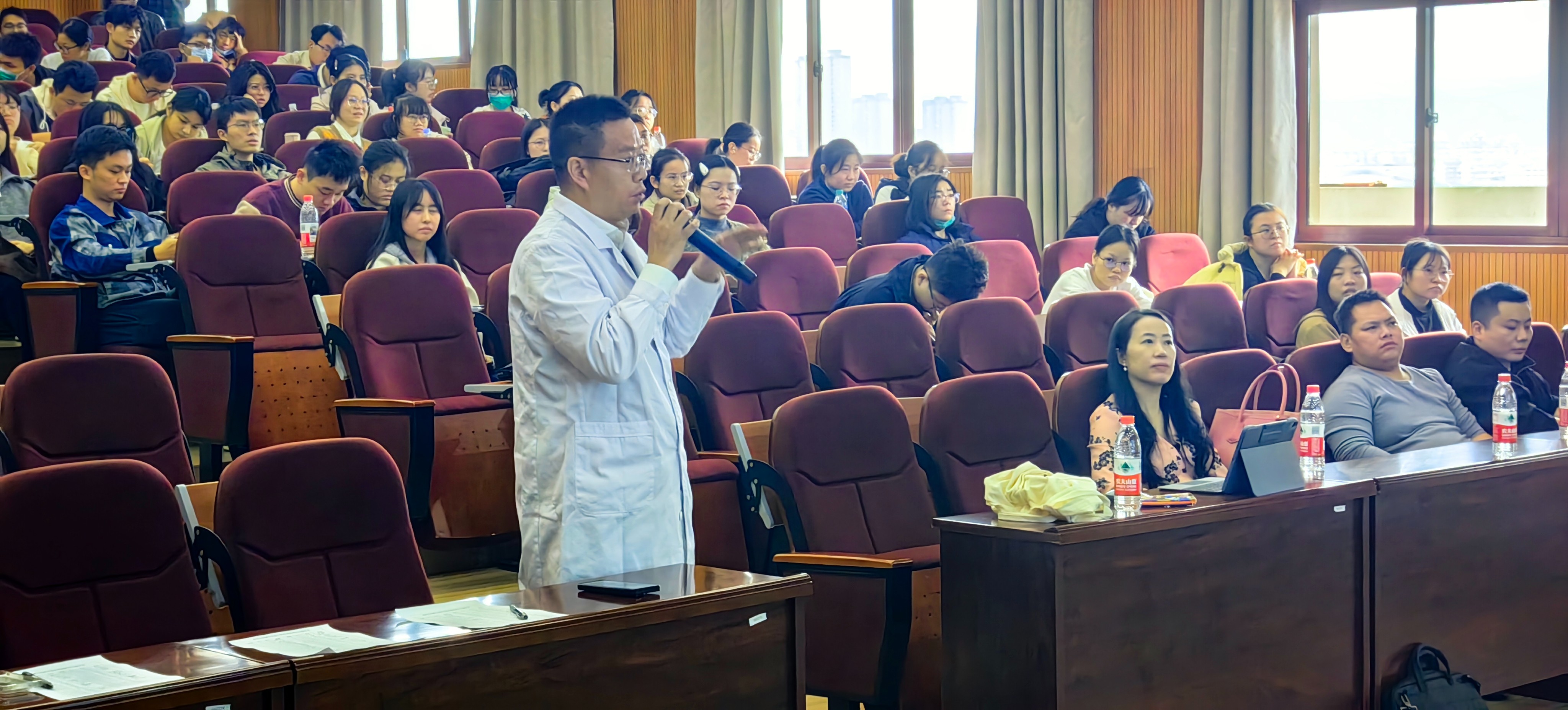 圖片關(guān)鍵詞