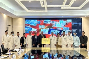 Perfect Diary for the World-class Spine Master, Dr. Rosenthal’s Visit to Guangdong Clifford Hospital